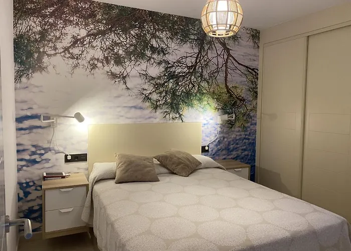 Edificio Amatista アパート カルプ